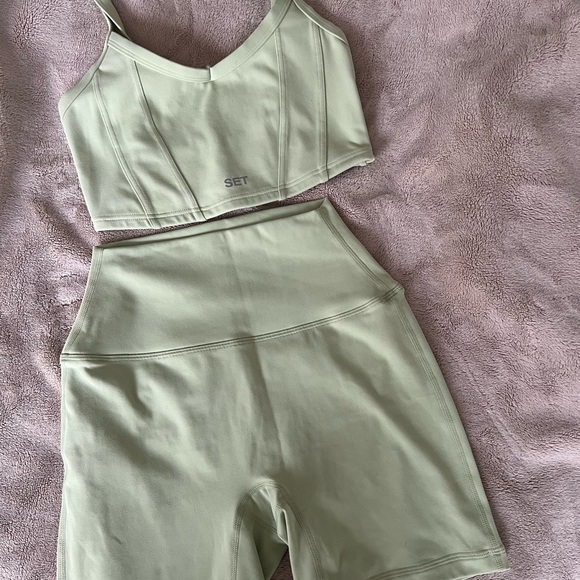 Set Active luxform set Aimee Song Collab - Picture 3 of 5